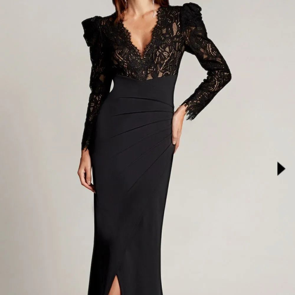 Tadashi Shoji MARSHAL CREPE & LACE GOWN size 4-N4